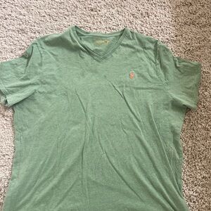 Polo v neck